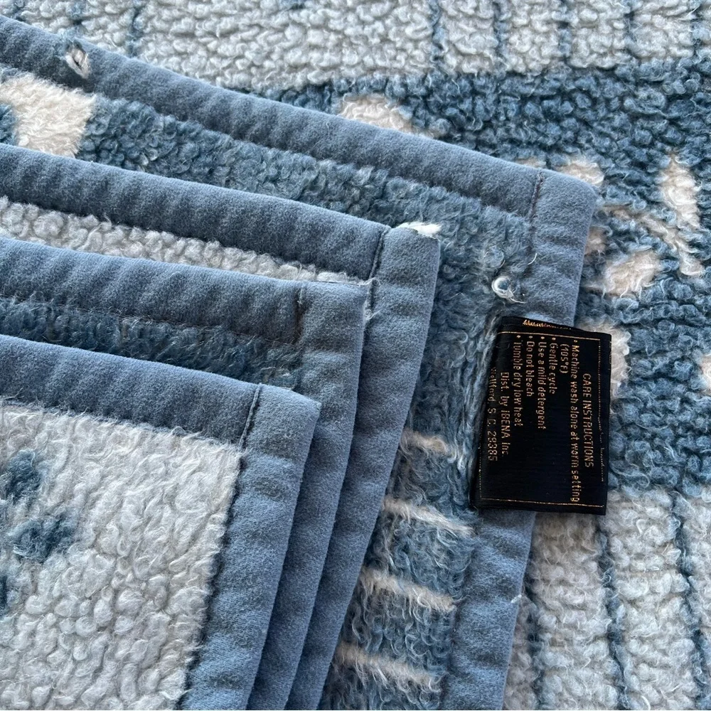 VTG IBENA Blue Country Goose Reversible Throw Blanket Soft Fluffy 54x74 FLAWS